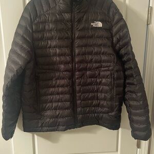 The North Face Men's Dark Puffer Jacket